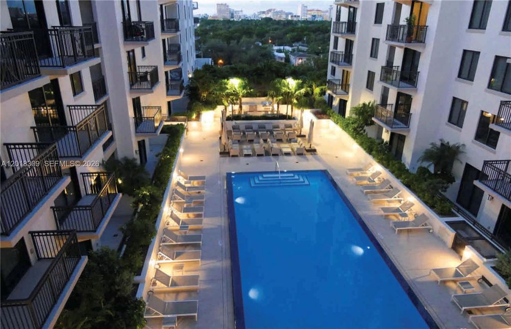 301 Altara Ave 413, Coral Gables, FL 33146