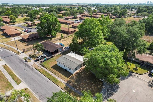 13 FANFAIR, Orlando, FL 32811