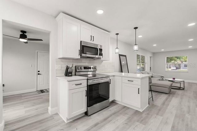 13 FANFAIR, Orlando, FL 32811