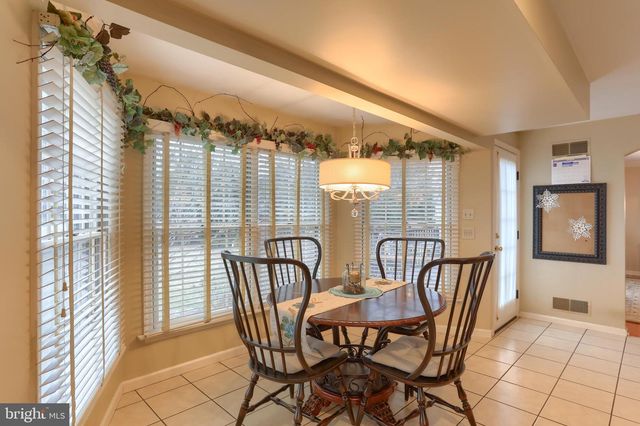 1 BANBURY RD, Hummelstown, PA 17036