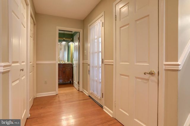 1 BANBURY RD, Hummelstown, PA 17036