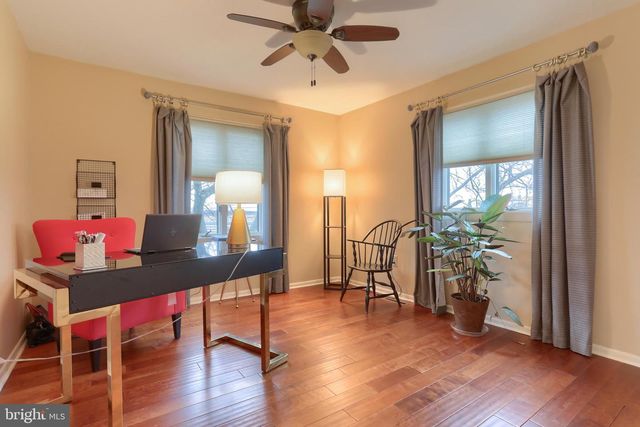 1 BANBURY RD, Hummelstown, PA 17036