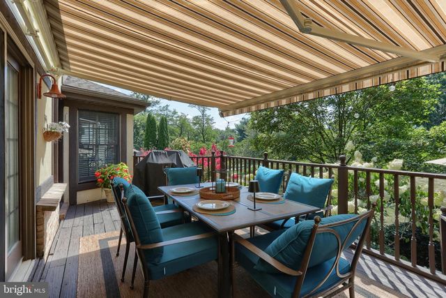 1 BANBURY RD, Hummelstown, PA 17036