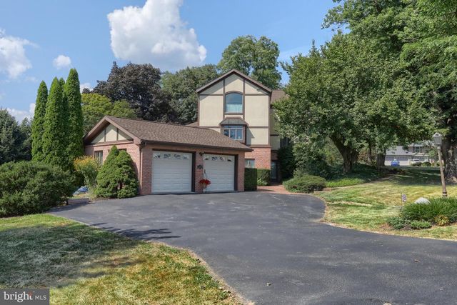 1 BANBURY RD, Hummelstown, PA 17036
