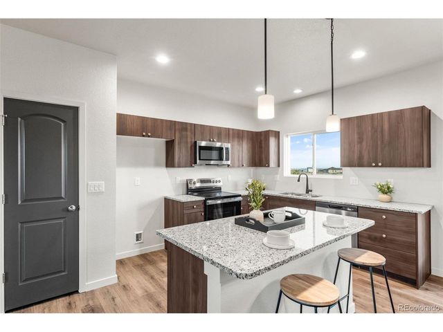 832 E Loma Dr, Pueblo West, CO 81007