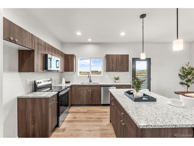 832 E Loma Dr, Pueblo West, CO 81007