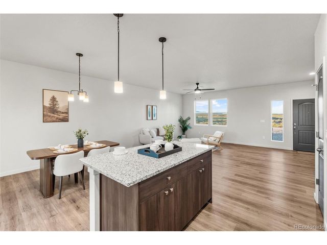 832 E Loma Dr, Pueblo West, CO 81007