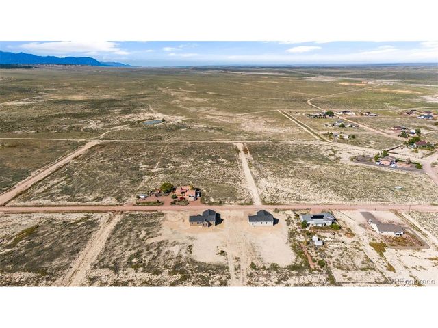 832 E Loma Dr, Pueblo West, CO 81007