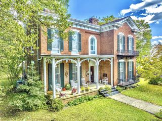 607 N 2nd St, N, Clarksville, TN 37040