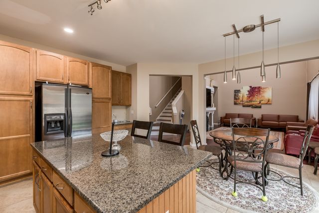 7421 Prescott Lane, Gurnee, IL 60031