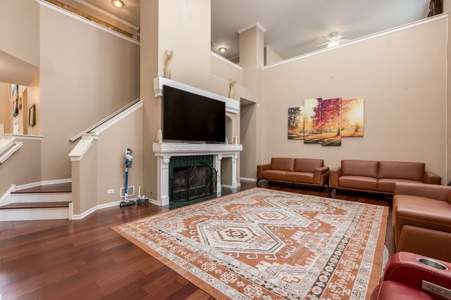 7421 Prescott Lane, Gurnee, IL 60031