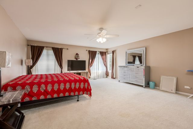 7421 Prescott Lane, Gurnee, IL 60031