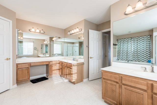 7421 Prescott Lane, Gurnee, IL 60031