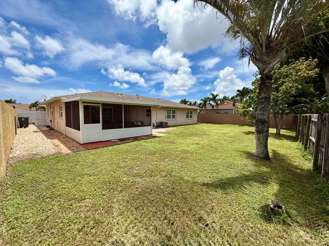 1403 W Libby Drive, West Palm Beach, FL 33406