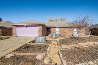 2904 LAGUNA Drive, Amarillo, TX 79110