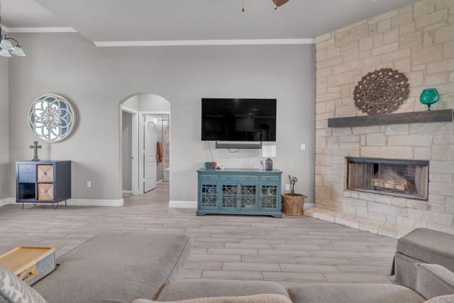 7609 Carter Ranch Road, Azle, TX 76020