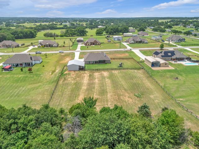7609 Carter Ranch Road, Azle, TX 76020