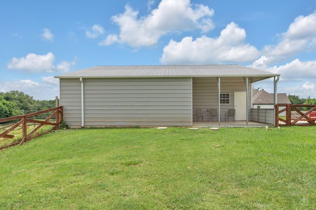 7609 Carter Ranch Road, Azle, TX 76020