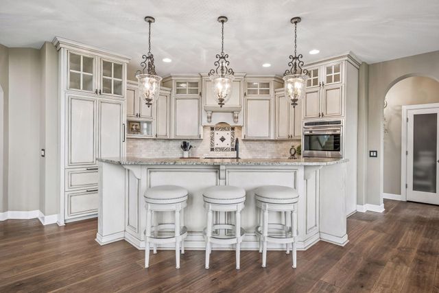 4544 Bluebell Trail N, Medina, MN 55340