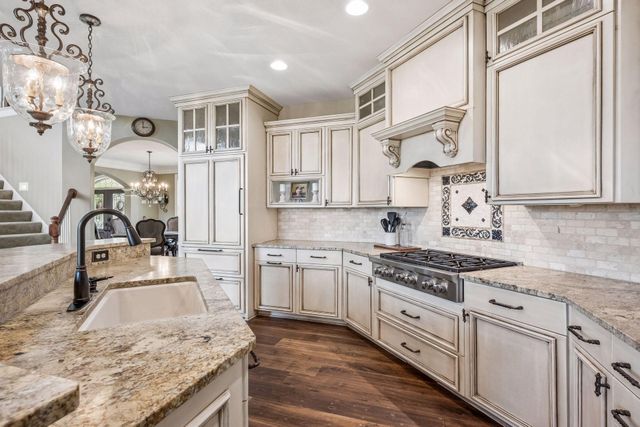 4544 Bluebell Trail N, Medina, MN 55340