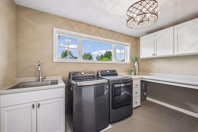 4544 Bluebell Trail N, Medina, MN 55340