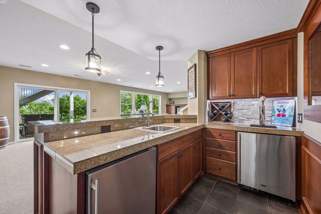 4544 Bluebell Trail N, Medina, MN 55340
