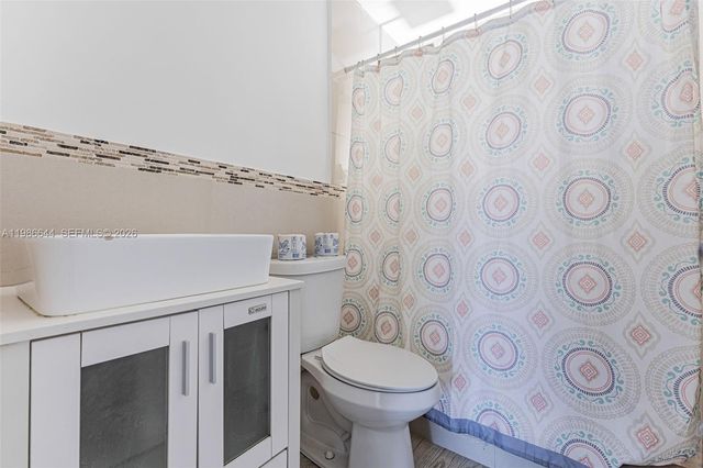 15260 SW 80th St 10, Kendall, FL 33193