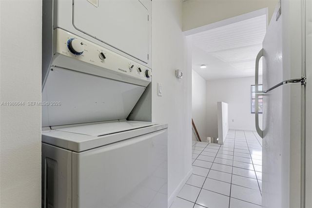 15260 SW 80th St 10, Kendall, FL 33193