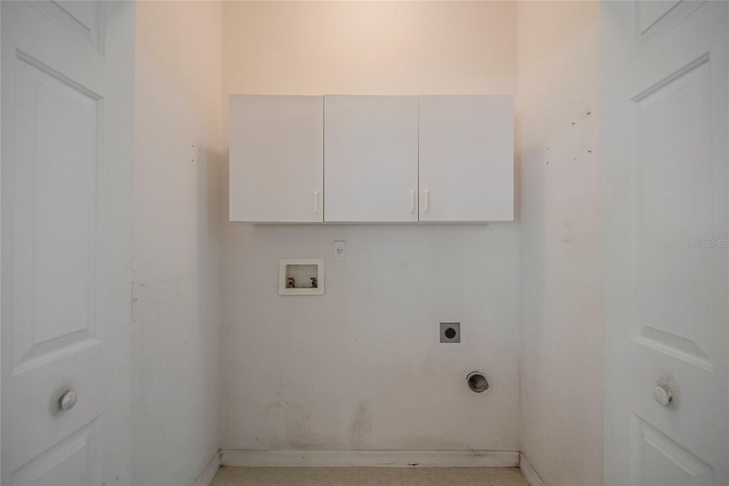 Image 23 of property listing at 603 PINEHURST COURT, Kissimmee, FL 34758