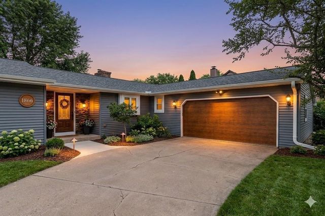 1866 CLIFFVIEW COURT, Oshkosh, WI 54901