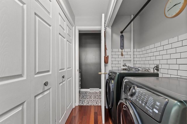 1866 CLIFFVIEW COURT, Oshkosh, WI 54901