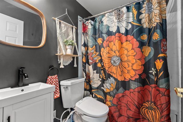 1866 CLIFFVIEW COURT, Oshkosh, WI 54901