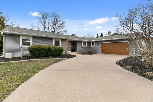 1866 CLIFFVIEW COURT, Oshkosh, WI 54901