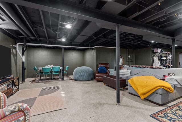 1866 CLIFFVIEW COURT, Oshkosh, WI 54901