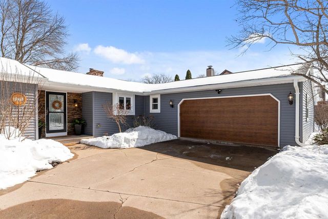 1866 CLIFFVIEW COURT, Oshkosh, WI 54901