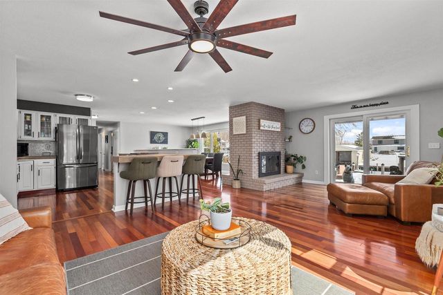 1866 CLIFFVIEW COURT, Oshkosh, WI 54901