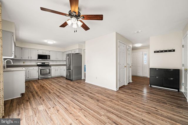 822 KARLYN LN, Collegeville, PA 19426