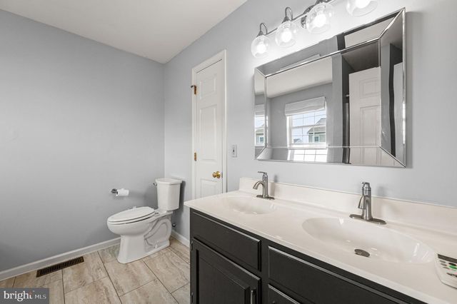 822 KARLYN LN, Collegeville, PA 19426