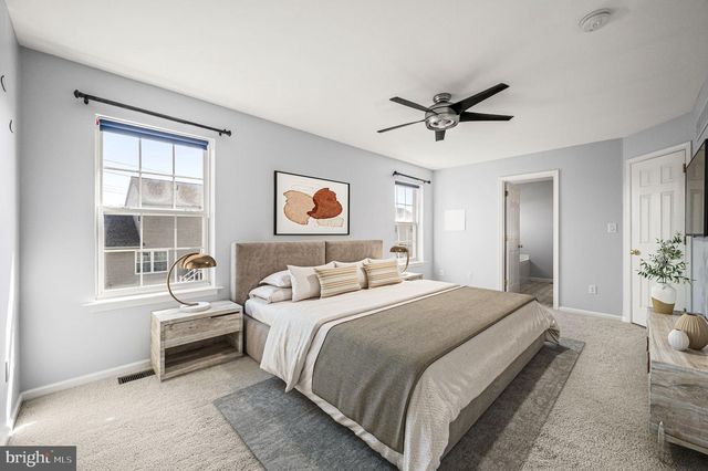 822 KARLYN LN, Collegeville, PA 19426