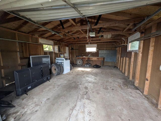 1607 6th St E, Ashland, WI 54806