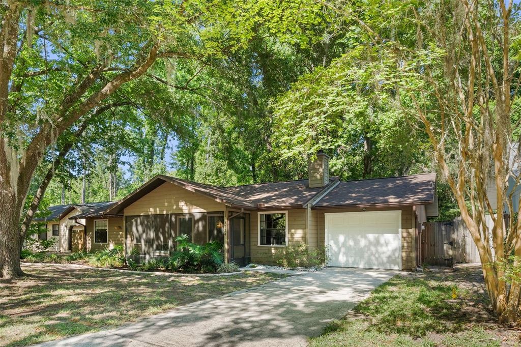 Image 1 of property listing at 3724 NW 53RD TERRACE, Gainesville, FL 32606