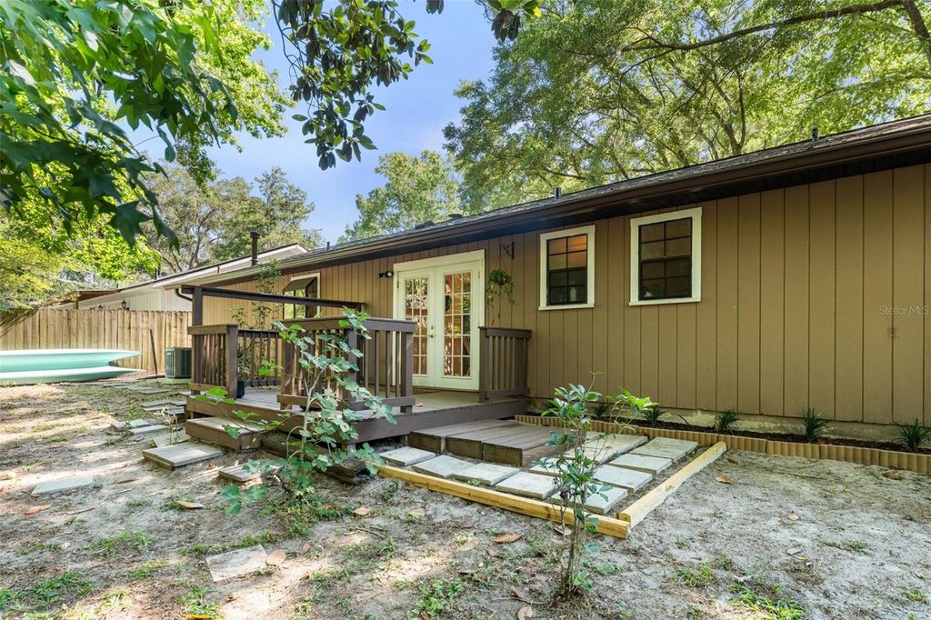 Image 28 of property listing at 3724 NW 53RD TERRACE, Gainesville, FL 32606