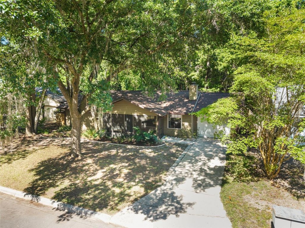 Image 31 of property listing at 3724 NW 53RD TERRACE, Gainesville, FL 32606