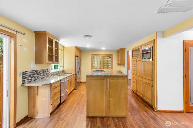 8514 Bender Circle NE, Bremerton, WA 98312