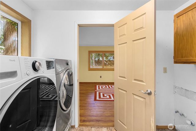 8514 Bender Circle NE, Bremerton, WA 98312