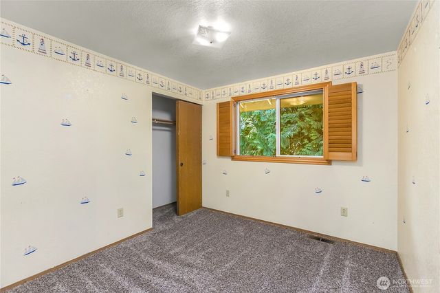 8514 Bender Circle NE, Bremerton, WA 98312