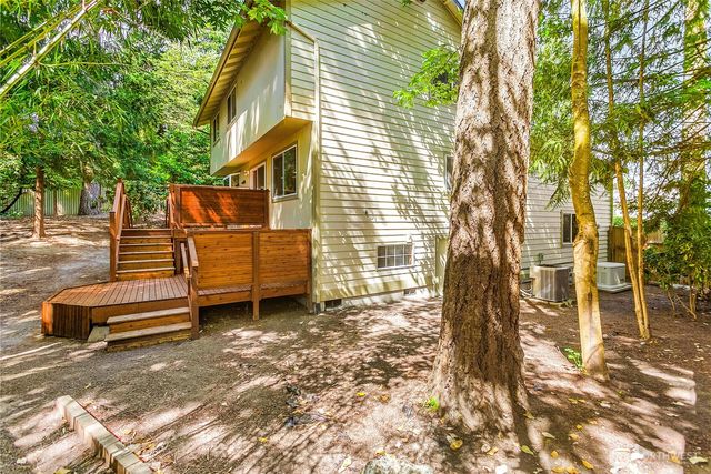 8514 Bender Circle NE, Bremerton, WA 98312