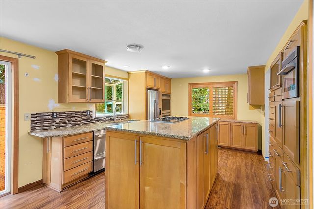 8514 Bender Circle NE, Bremerton, WA 98312