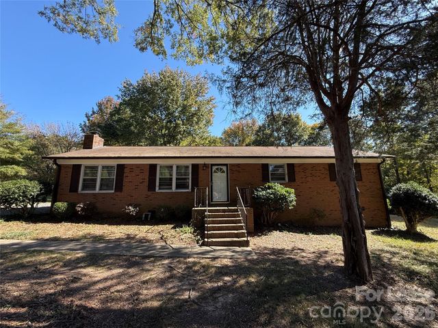 201 Allison Drive, Matthews, NC 28104