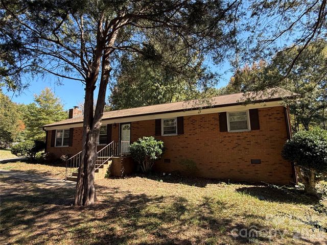 201 Allison Drive, Matthews, NC 28104